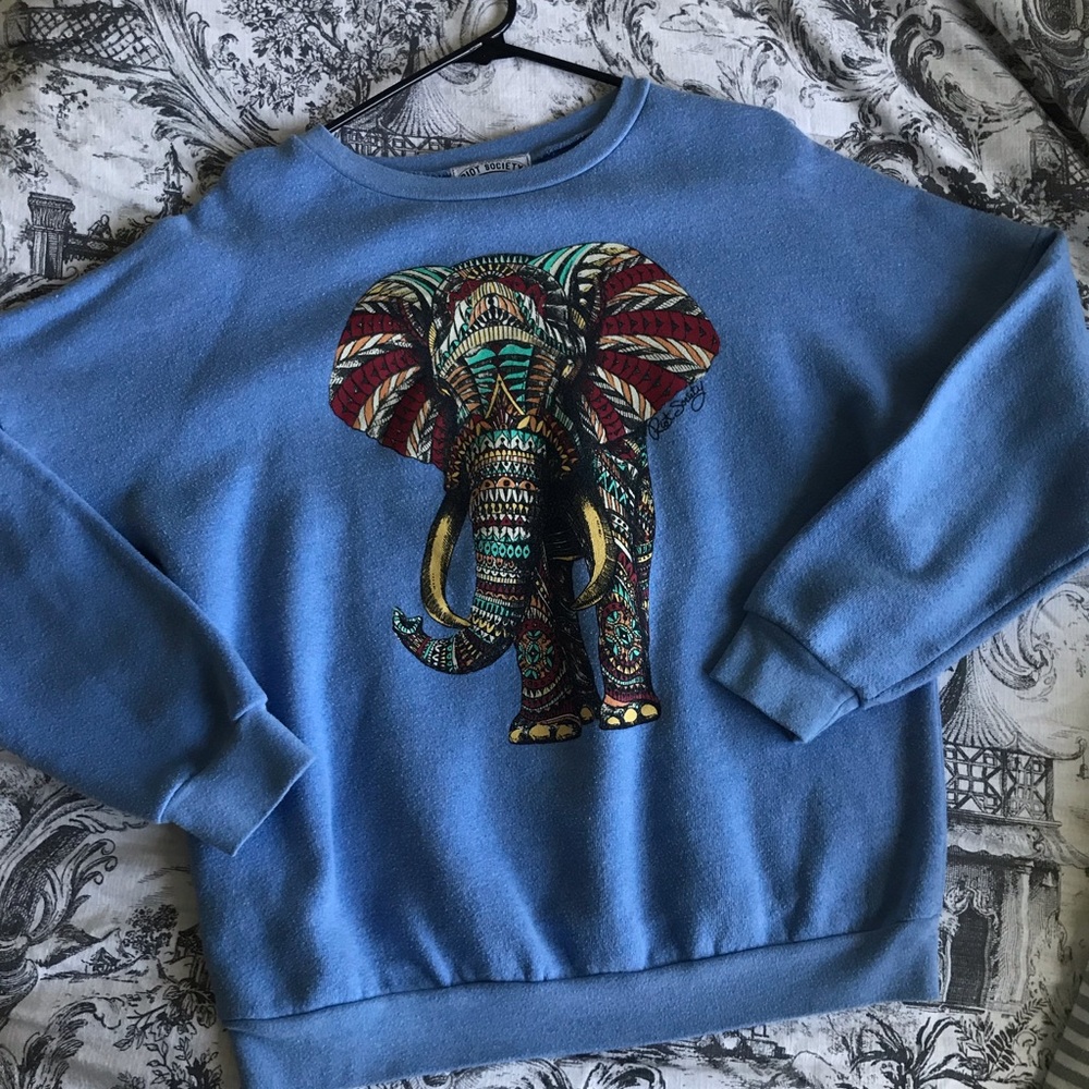 blue elephant pullover